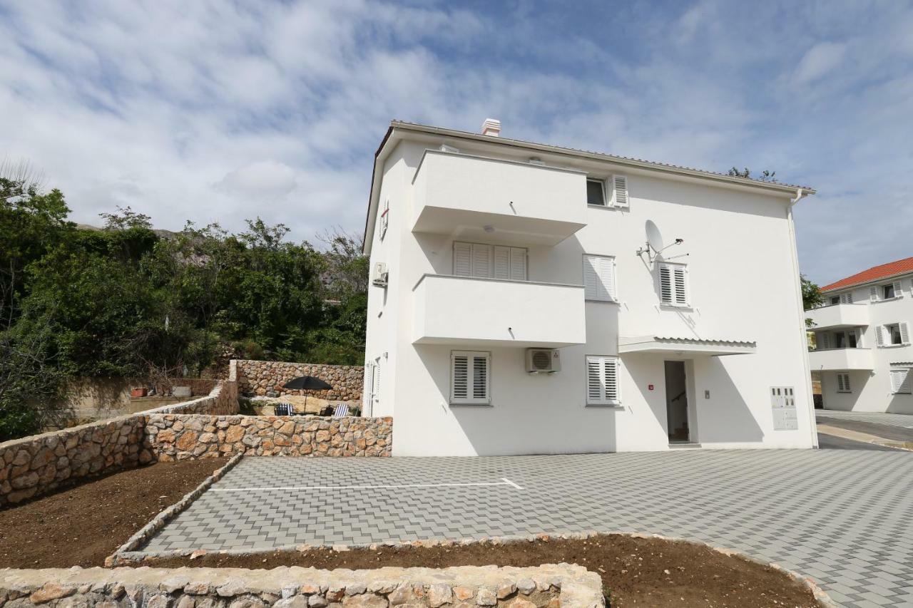 Apartment Robert With Terrace Baška Exteriér fotografie